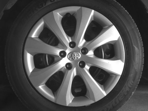 Used 2025 Toyota Corolla LE FWD image 10
