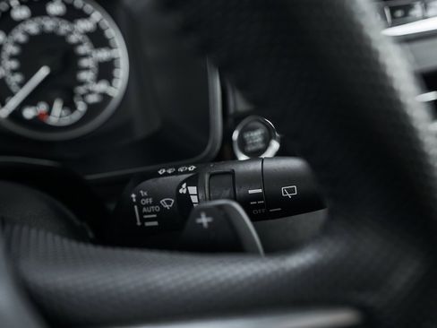 Used 2023 Mitsubishi Outlander SE image 35