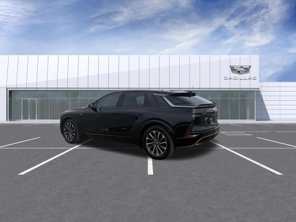 Certified 2024 Cadillac Lyriq Sport w/ LPO, Floor Liner Package AWD/4WD image 4