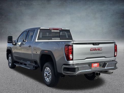 New 2026 GMC Sierra 2500 SLE w/ Preferred Package image 5