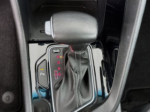 Used 2019 Kia Niro Touring FWD image 18