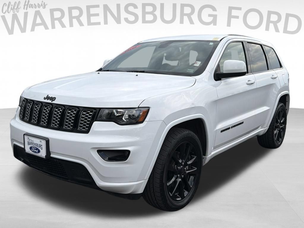 Used 2020 Jeep Grand Cherokee Altitude AWD/4WD image 3