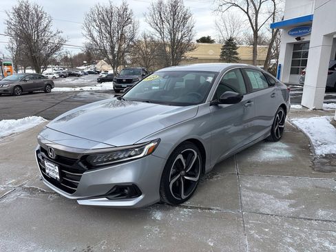 Used 2022 Honda Accord Sport Special Edition image 3