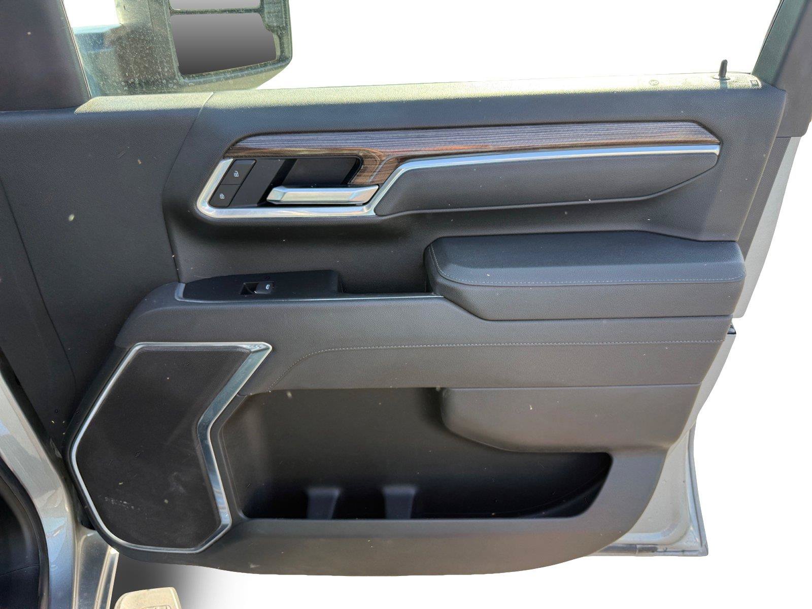 Used 2025 Chevrolet Silverado 2500 LT w/ Convenience Package AWD/4WD image 24