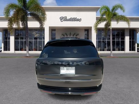 Used 2023 Land Rover Range Rover SE AWD/4WD image 12