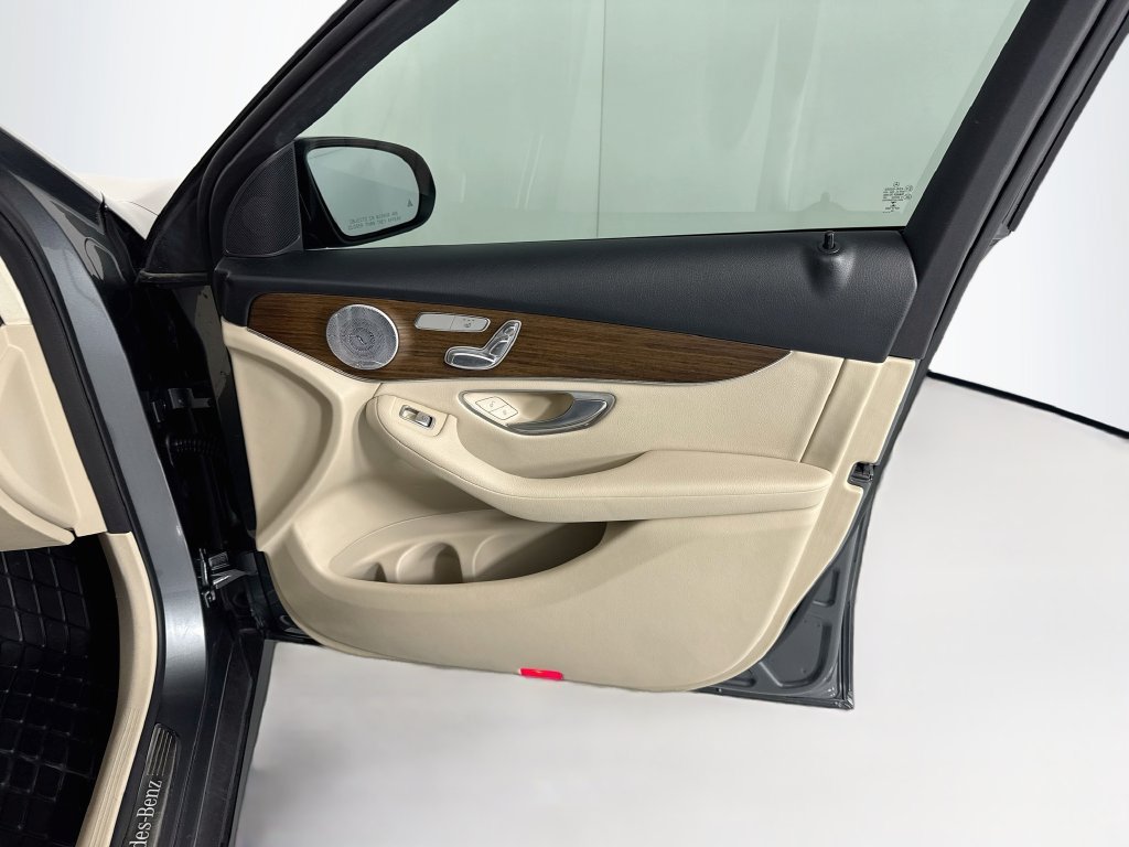 Certified 2021 Mercedes-Benz GLC 300 4MATIC image 25