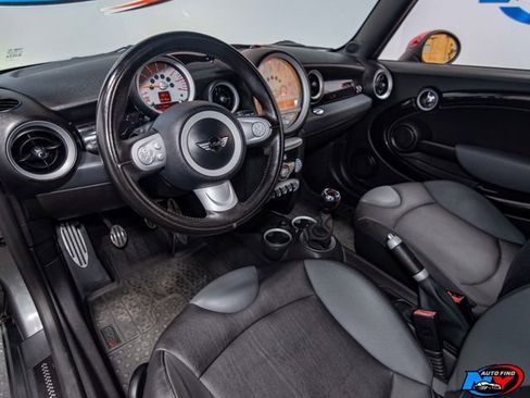 Used 2009 MINI Cooper John Cooper Works image 13