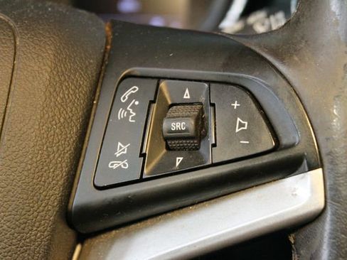 Used 2020 Chevrolet Trax LT w/ LT Convenience Package image 16