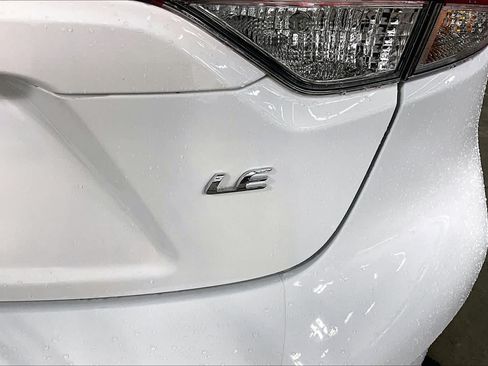 Used 2025 Toyota Corolla LE FWD image 10