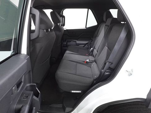 Used 2025 Toyota 4Runner SR5 image 22