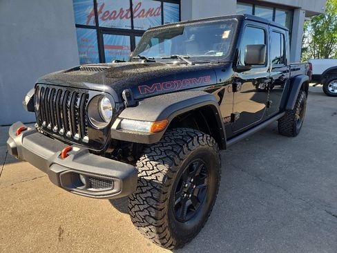 Used 2023 Jeep Gladiator Mojave w/ Cold Weather Group AWD/4WD image 3