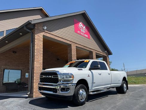 Used 2022 RAM 3500 Big Horn w/ Level C Equiment Group image 56