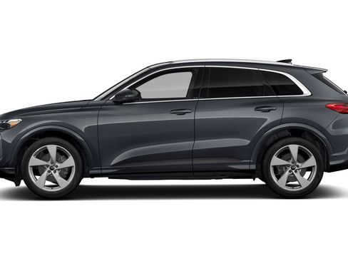 Certified 2025 Audi Q5 Prestige AWD/4WD image 8