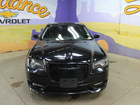 Used 2023 Chrysler 300 Touring L w/ Popular Equipment Group AWD/4WD image 3