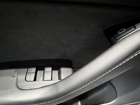 Used 2023 Tesla Model 3 Standard Range image 14