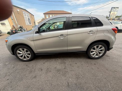 Used 2015 Mitsubishi Outlander Sport ES FWD image 4