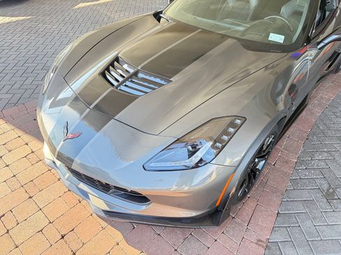 Used 2015 Chevrolet Corvette Z06 w/ 3LZ Preferred Equipment Group RWD image 37
