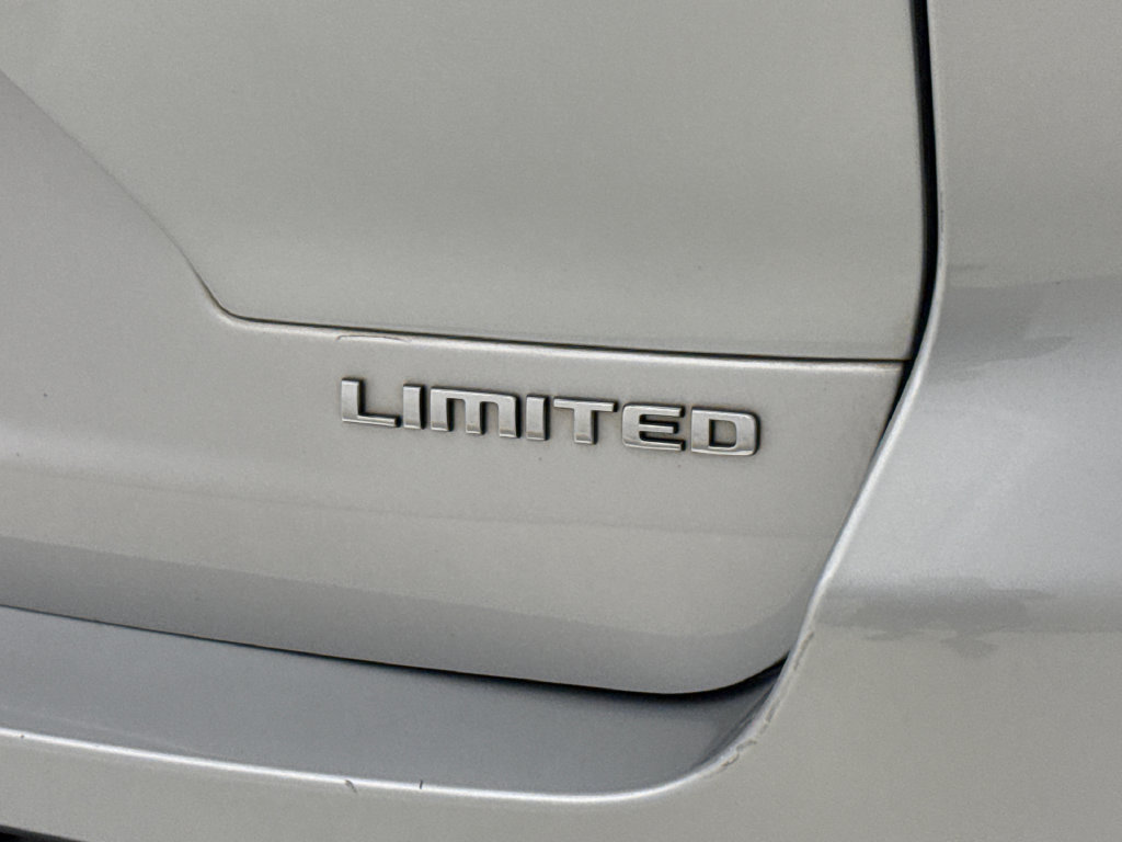 Used 2022 Jeep Grand Cherokee L Limited w/ Luxury Tech Group II AWD/4WD image 10