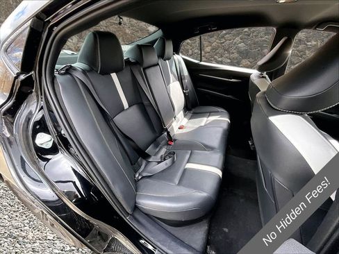 Used 2025 Toyota Camry SE FWD image 24