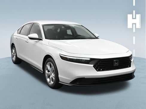 Used 2025 Honda Accord LX image 1