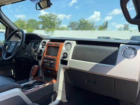 Used 2010 Ford F150 Lariat RWD image 17