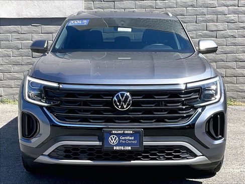 Certified 2024 Volkswagen Atlas Cross Sport SE FWD image 2