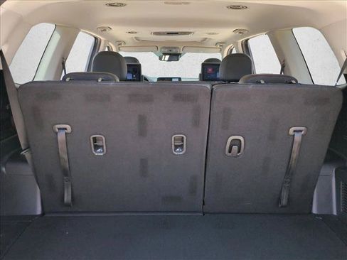 Used 2022 Kia Telluride EX w/ EX Premium Package FWD image 6