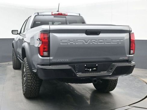New 2026 Chevrolet Colorado ZR2 AWD/4WD image 12
