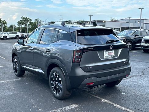 New 2026 Nissan Kicks SV w/ Cold Weather Package AWD/4WD image 6