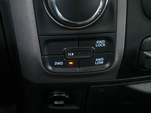 Used 2018 RAM 1500 Express image 16