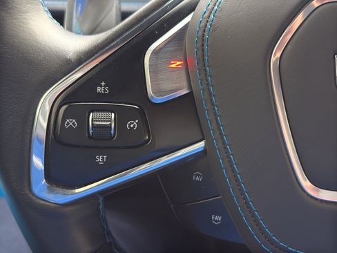 Used 2021 Chevrolet Corvette Stingray Premium Cpe w/ Z51 Performance Package image 27