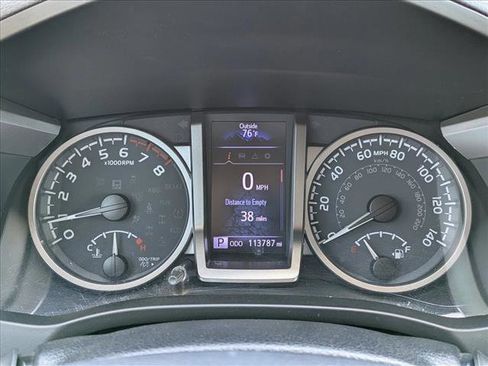 Used 2020 Toyota Tacoma SR5 image 10