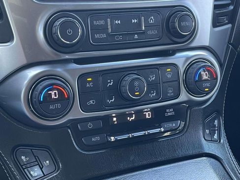 Used 2018 Chevrolet Suburban Premier image 38