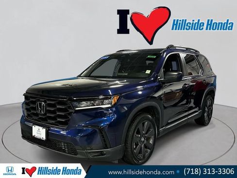 Certified 2023 Honda Pilot Sport image 1