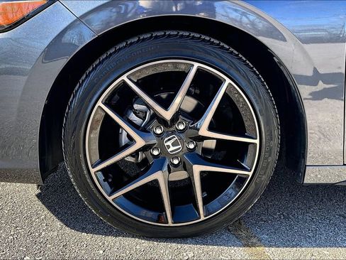 Used 2024 Honda Civic Sport Touring image 12