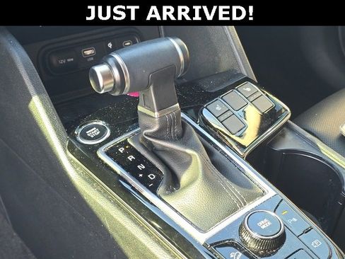 Used 2024 Kia Sportage SX image 18