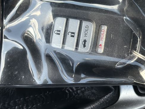 Used 2022 Honda Accord Sport image 13