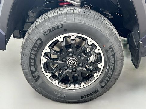 New 2026 Toyota Tundra SR5 AWD/4WD image 28