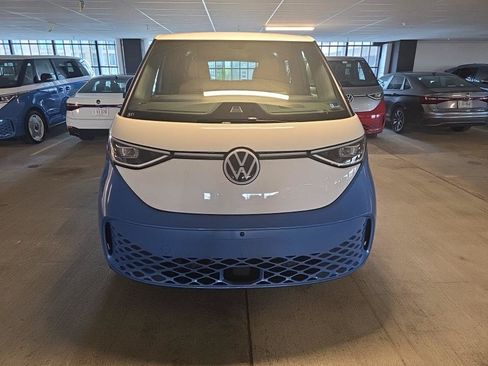Used 2025 Volkswagen ID. Buzz Pro S Plus AWD/4WD image 5