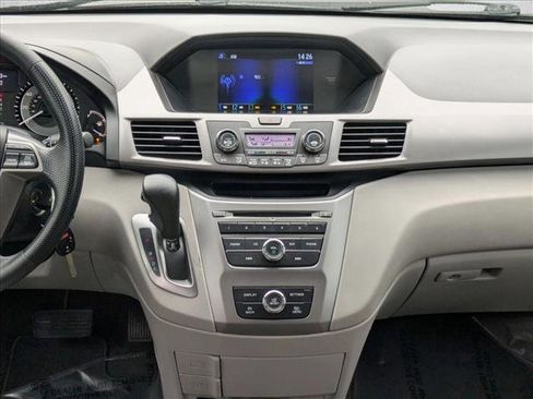 Used 2015 Honda Odyssey LX image 14