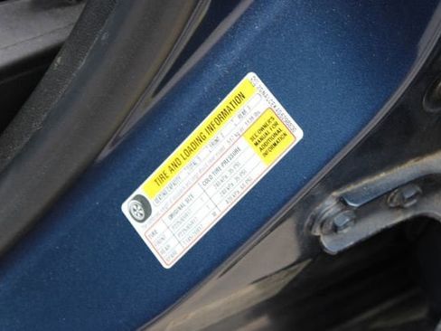 Used 2016 Chevrolet Equinox LT w/ Convenience Package image 26