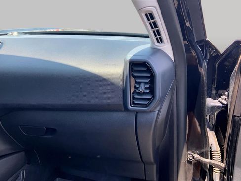 Used 2021 Ford Bronco Sport Outer Banks w/ Outer Banks Package (96D) AWD/4WD image 19