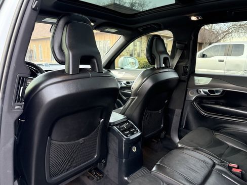 Used 2017 Volvo XC90 T8 R-Design w/ Vision Package image 20