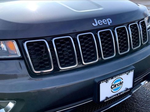 Certified 2021 Jeep Grand Cherokee Limited image 29