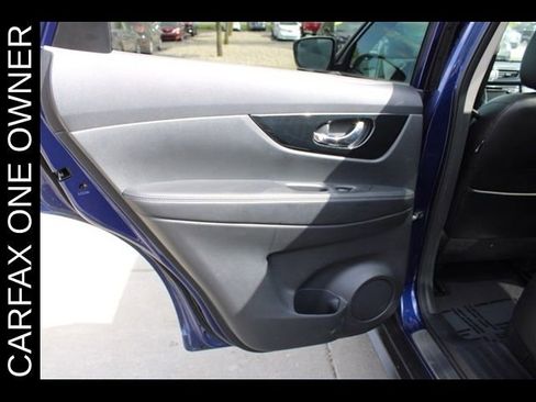 Used 2017 Nissan Rogue SL w/ SL Premium Package AWD/4WD image 26