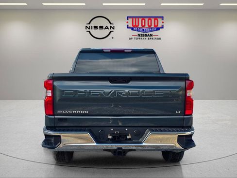 Used 2025 Chevrolet Silverado 1500 LT AWD/4WD image 3