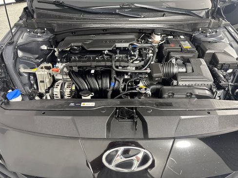 Used 2023 Hyundai Elantra SEL w/ Cargo Package FWD image 26