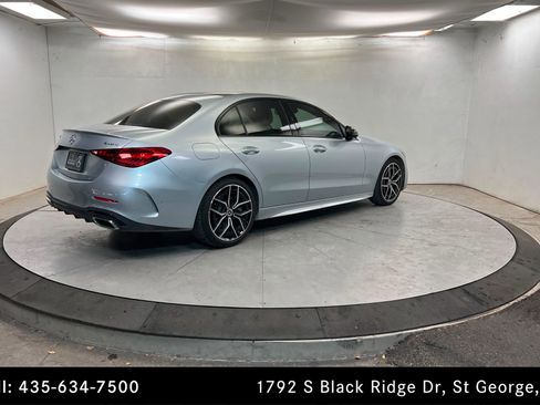 Used 2025 Mercedes-Benz C 300 4MATIC Sedan image 5