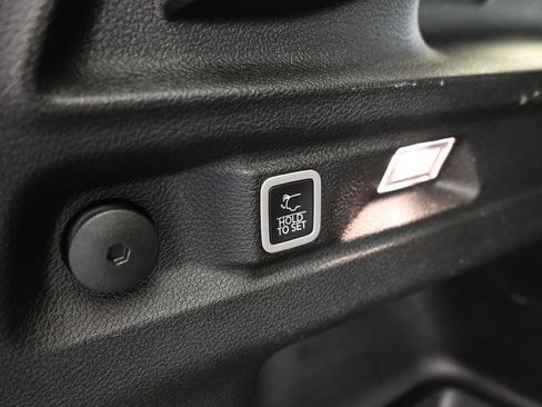 Used 2022 Jeep Grand Cherokee L Laredo RWD image 43