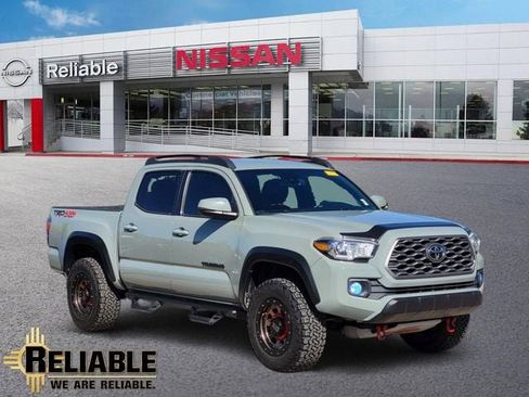 Used 2023 Toyota Tacoma TRD Off-Road image 1